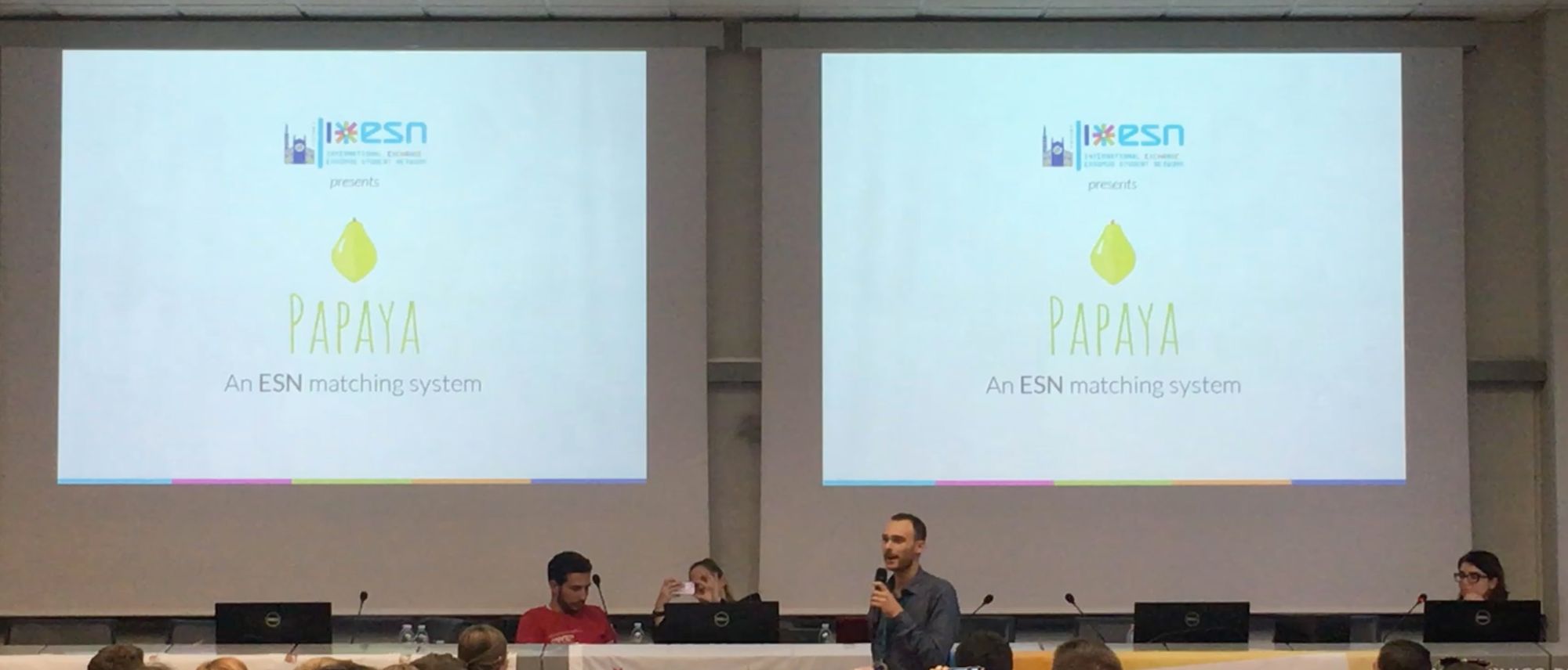 Presentation of Papaya during the showcase